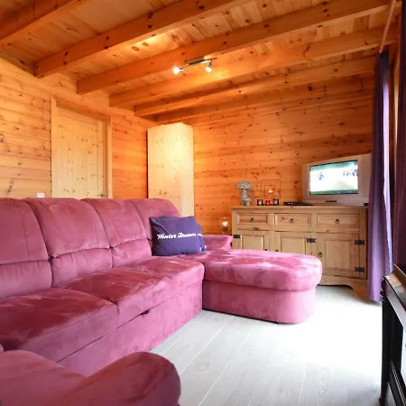 Cozy Chalet In With Sauna 샬레 *